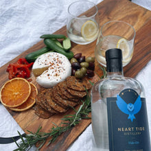 Load image into Gallery viewer, Vida Gin